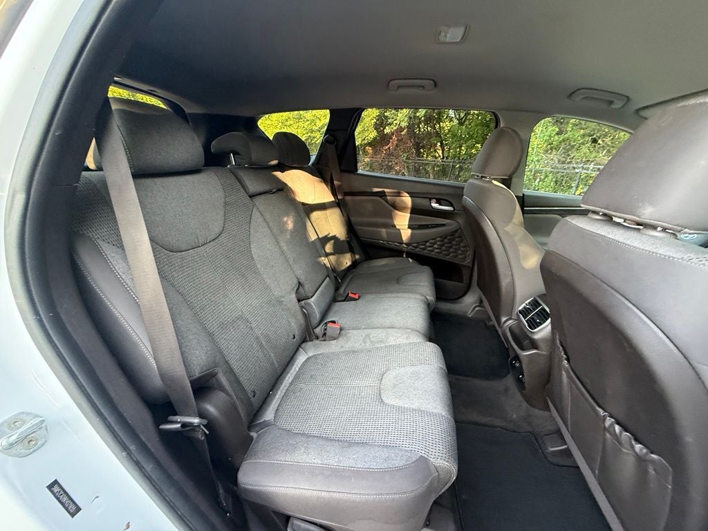 2019 Hyundai SANTA FE SE