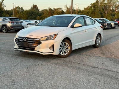 2019 Hyundai ELANTRA SE