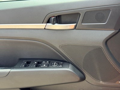 2019 Hyundai ELANTRA Limited