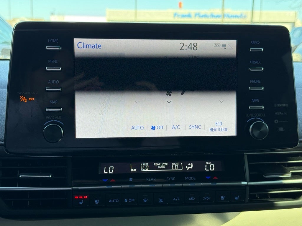 2024 Toyota Sienna Platinum 7 Passenger