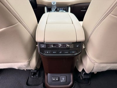 2022 Toyota Highlander Platinum