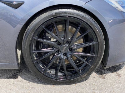 2022 Tesla Model S Plaid