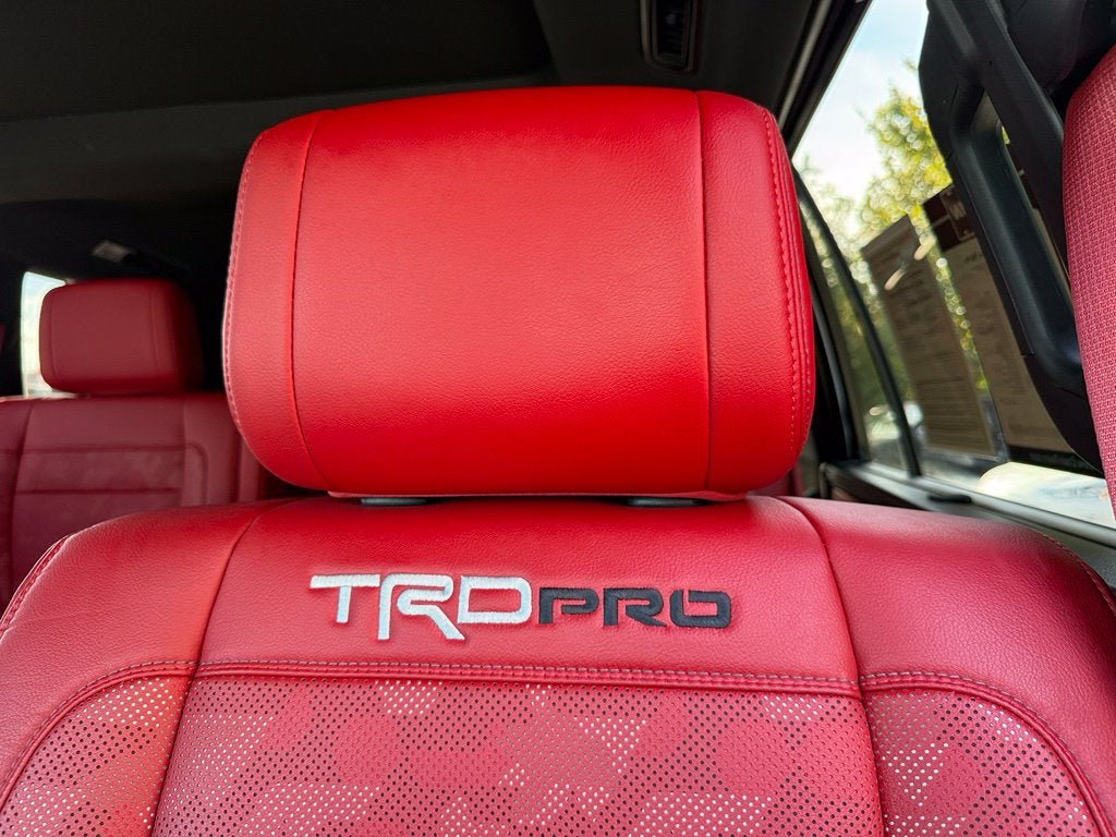 2024 Toyota Sequoia TRD Pro - 4WD / PANORAMIC SUNROOF / CLEAN CARFAX
