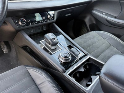2022 Mitsubishi Outlander Black Edition