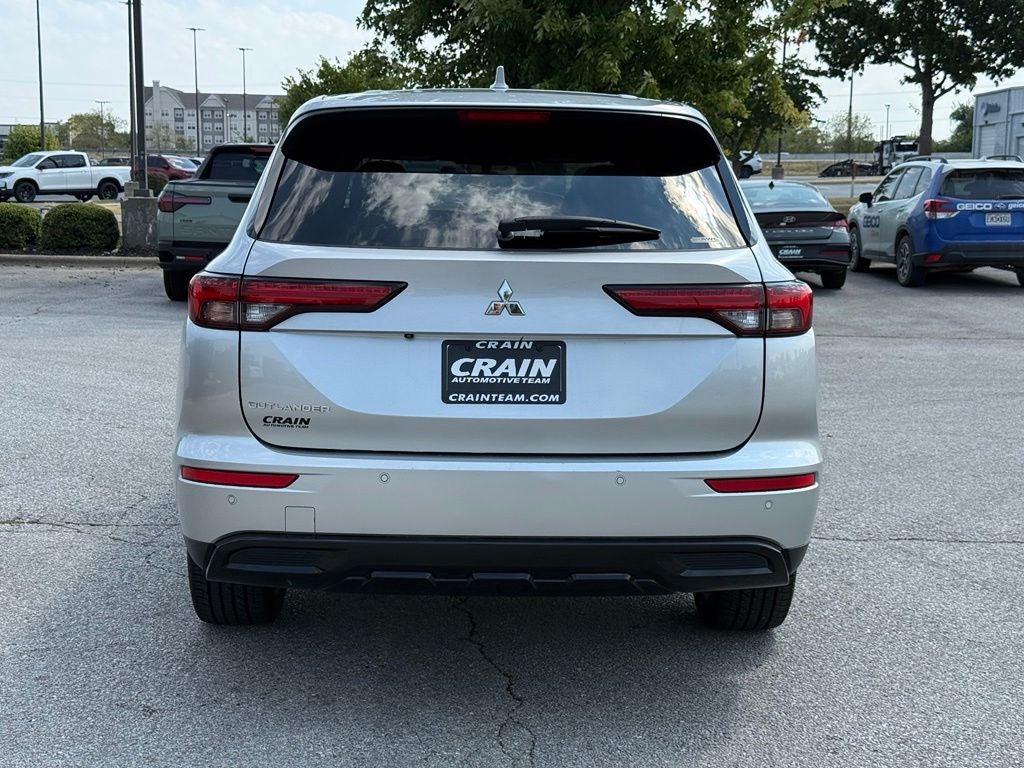 2022 Mitsubishi Outlander Black Edition