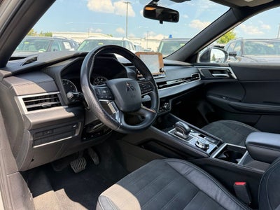 2022 Mitsubishi Outlander Black Edition
