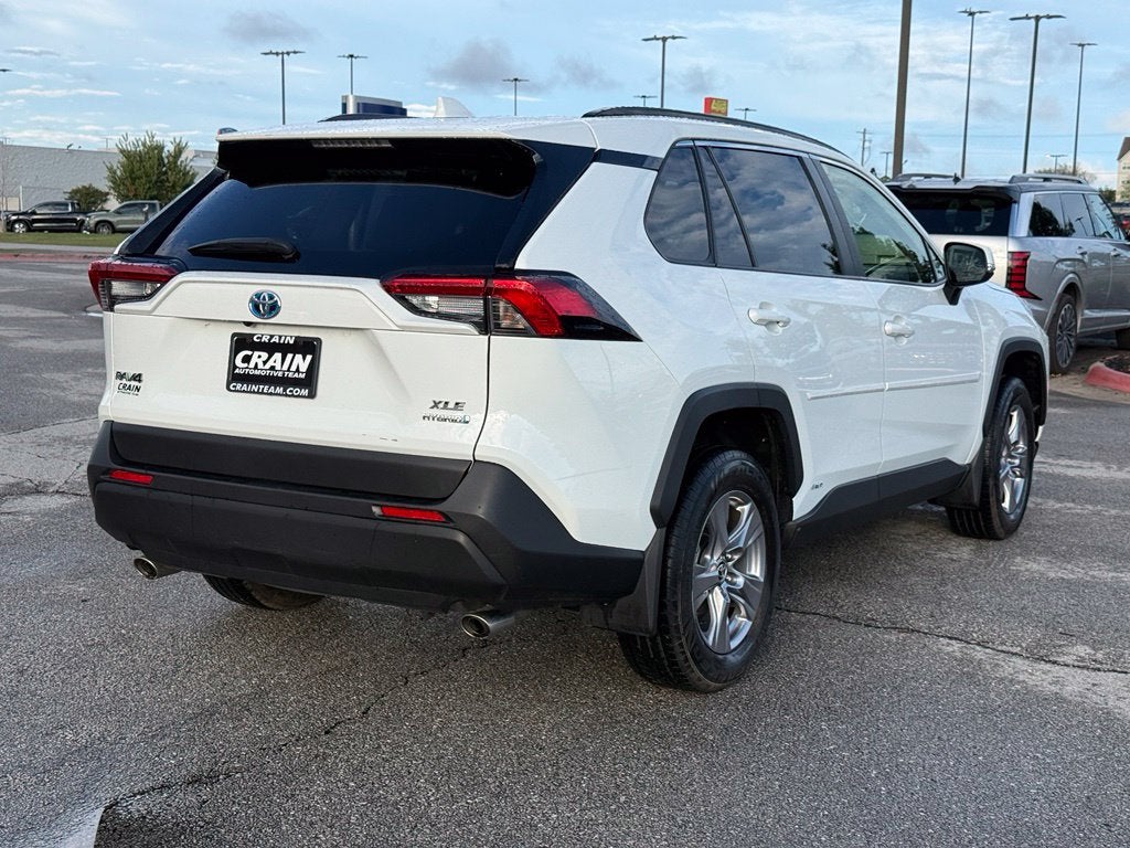 2022 Toyota RAV4 Hybrid XLE - AWD | SUNROOF | CLEAN CARFAX