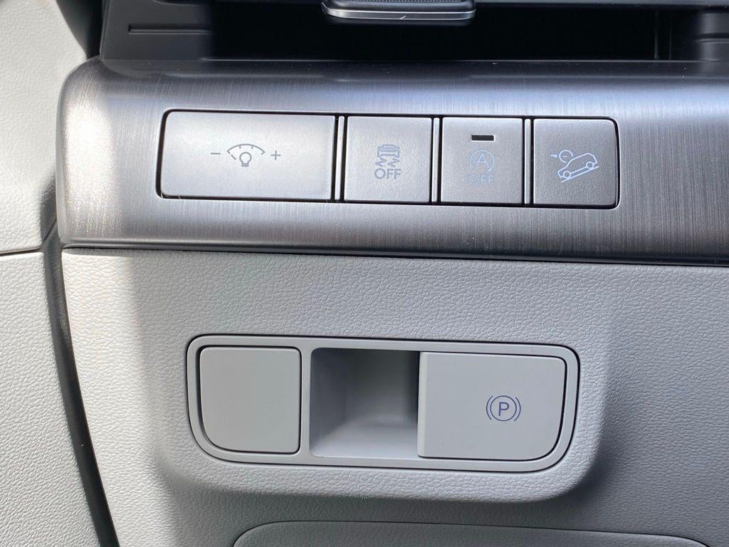 2026 Hyundai KONA SE FWD