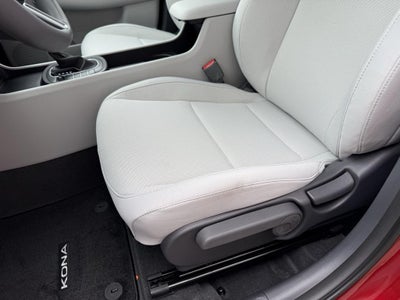 2026 Hyundai KONA SE FWD