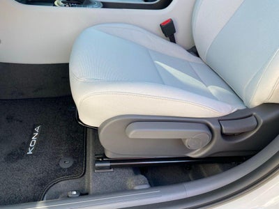 2026 Hyundai KONA SE AWD