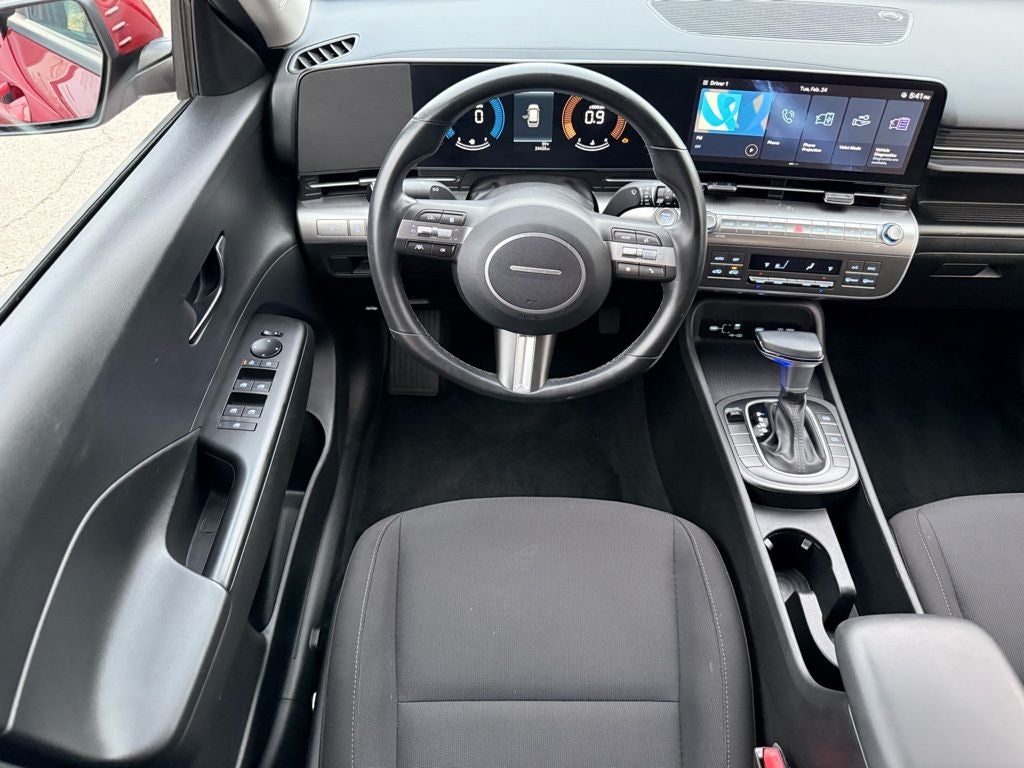 2025 Hyundai KONA SEL
