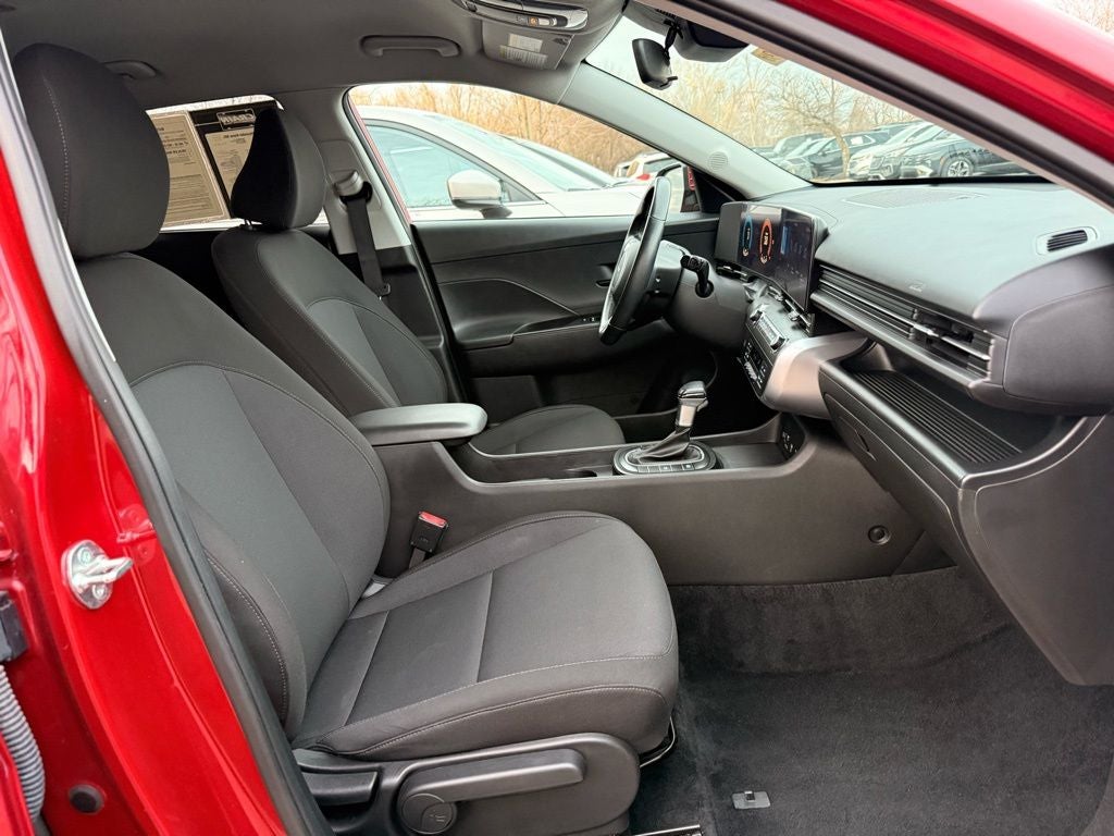 2025 Hyundai KONA SEL