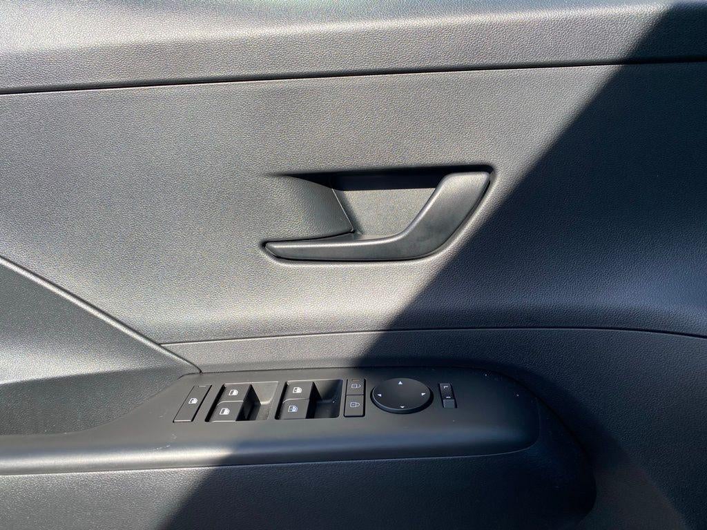 2025 Hyundai KONA SEL Convenience FWD