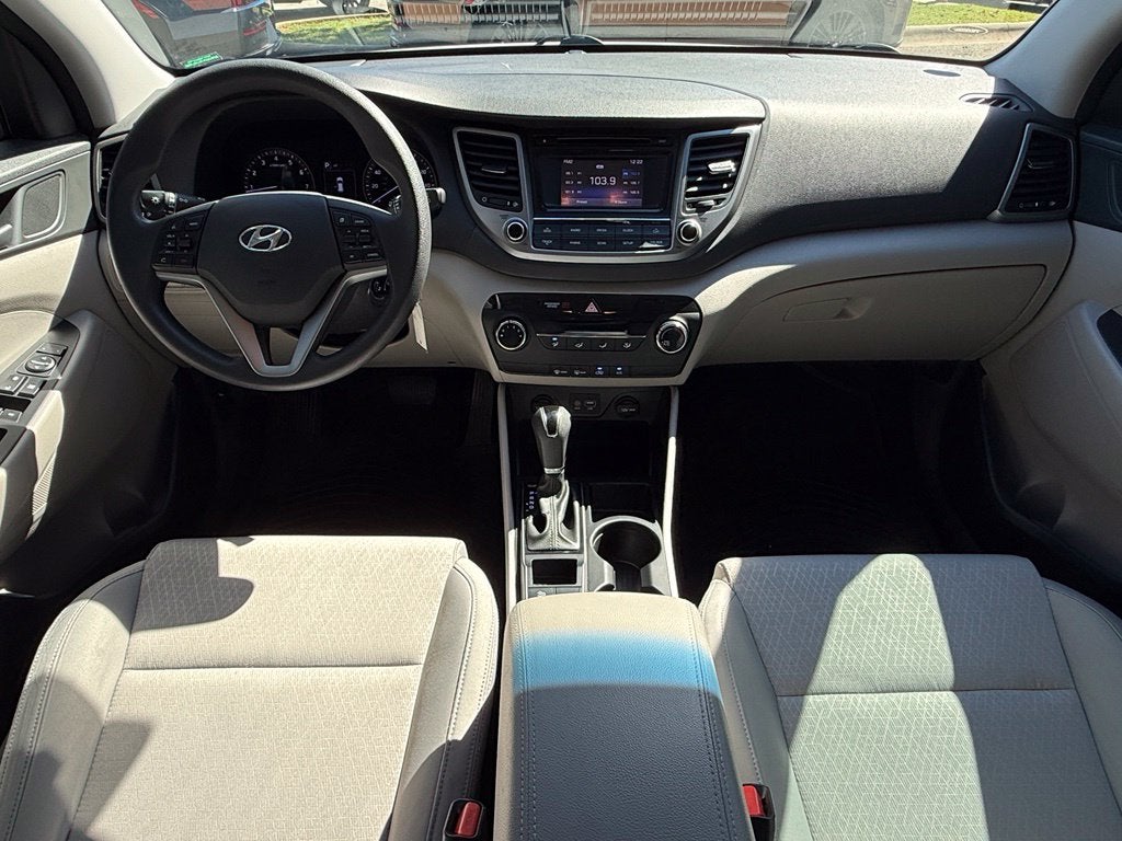 2017 Hyundai TUCSON SE - CLEAN CARFAX / ONE OWNER