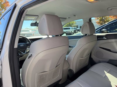 2017 Hyundai TUCSON SE - CLEAN CARFAX / ONE OWNER