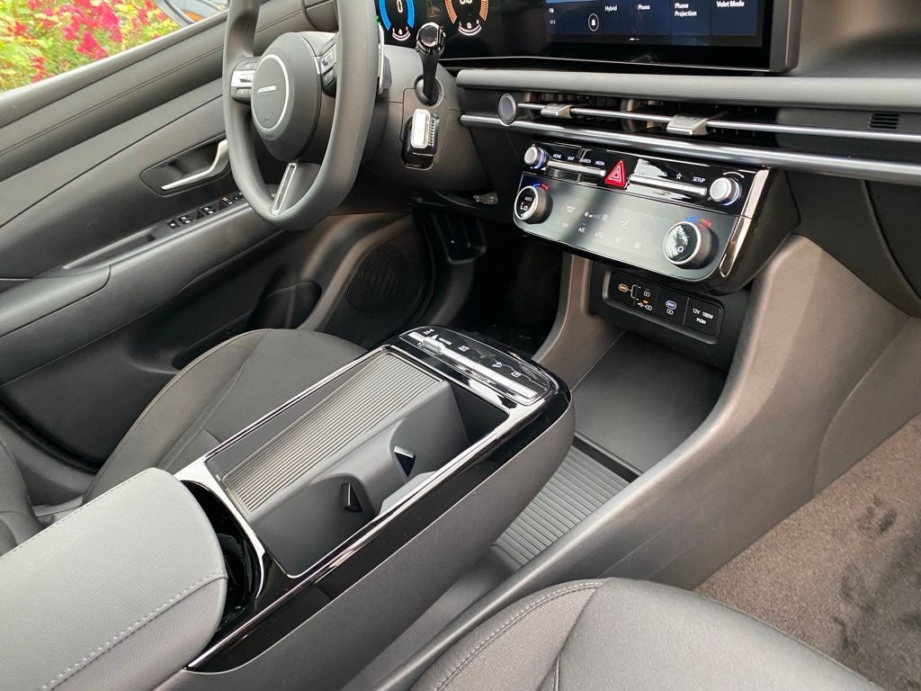 2026 Hyundai TUCSON HYBRID Blue SE
