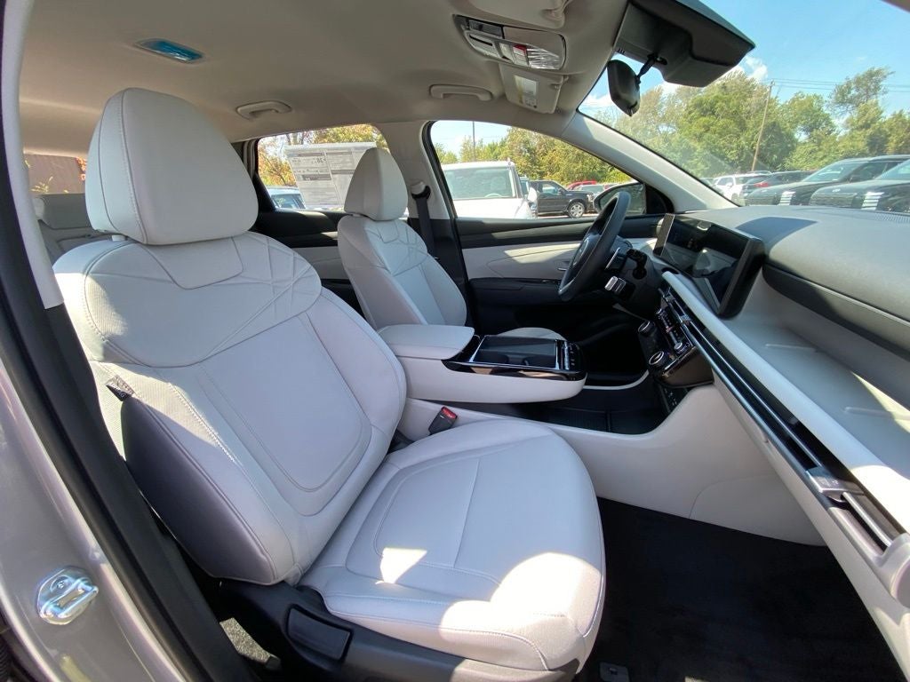 2026 Hyundai TUCSON HYBRID Blue SE