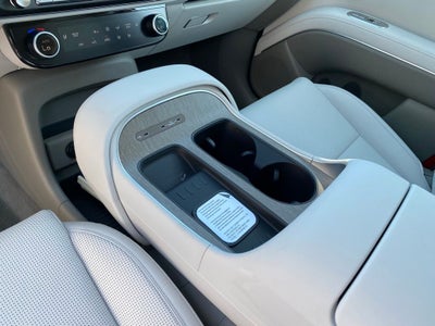 2027 Hyundai PALISADE HYBRID SEL BLUE 8 Passenger