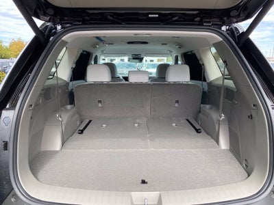 2027 Hyundai PALISADE HYBRID SEL 8 Passenger