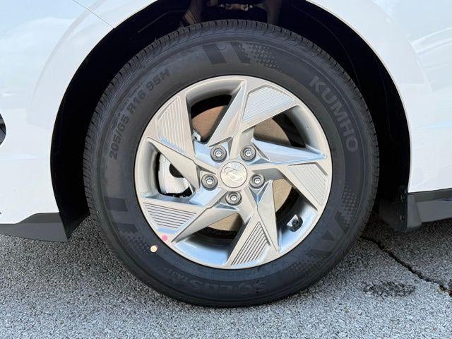 2025 Hyundai SONATA SE