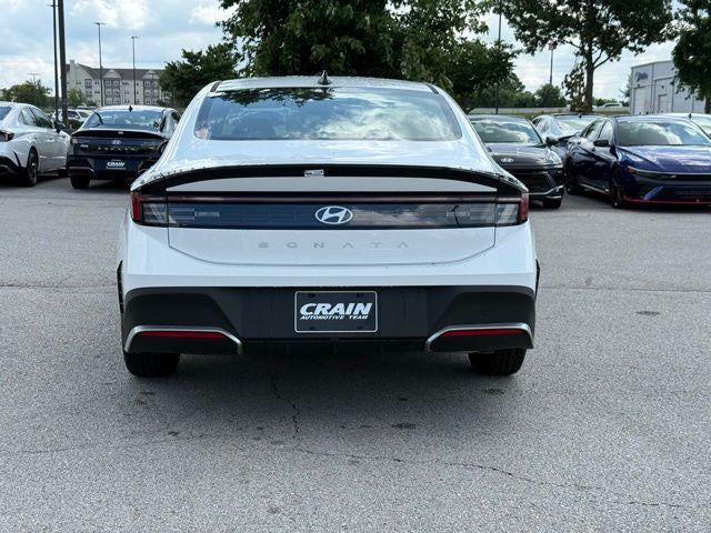 2025 Hyundai SONATA SE