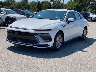 2025 Hyundai SONATA SE