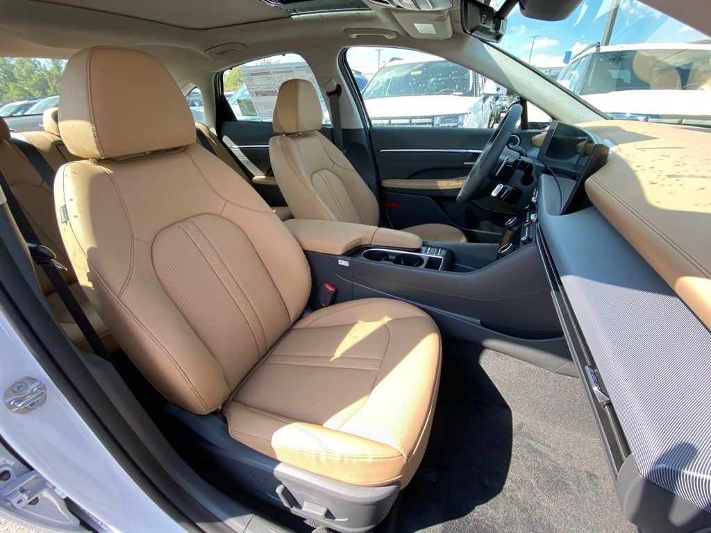 2026 Hyundai SONATA HYBRID Limited