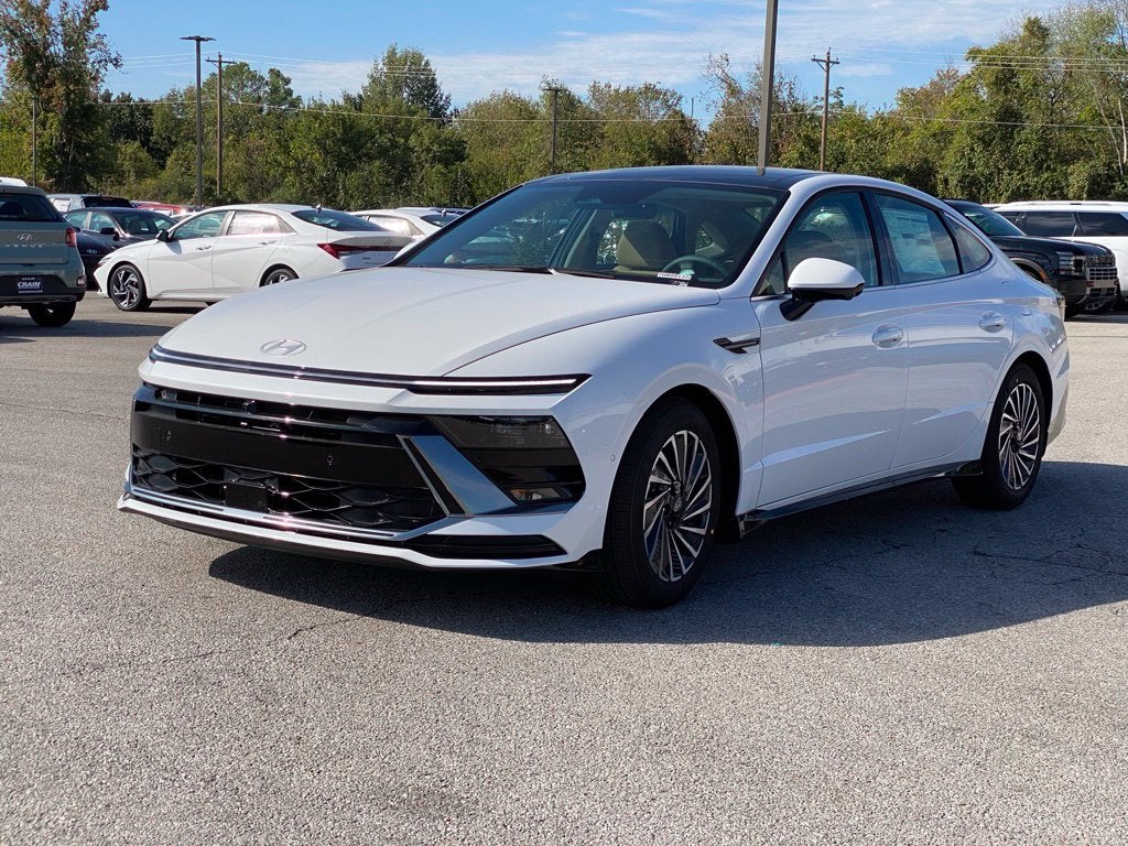 2027 Hyundai SONATA HYBRID Limited