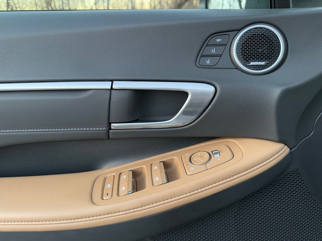 2023 Hyundai SONATA HYBRID Limited