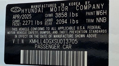 2025 Hyundai ELANTRA SE