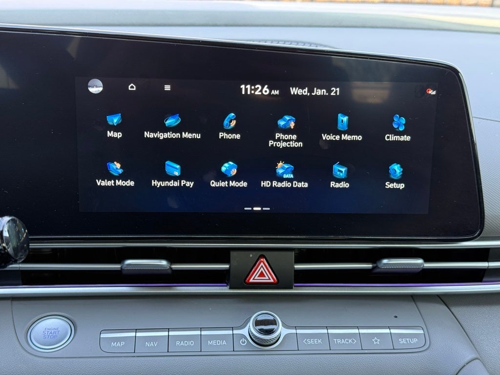 2024 Hyundai ELANTRA SEL ONE OWNER CAR FAX