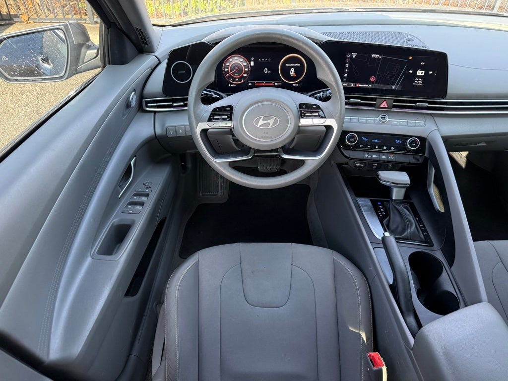 2024 Hyundai ELANTRA SEL ONE OWNER CAR FAX