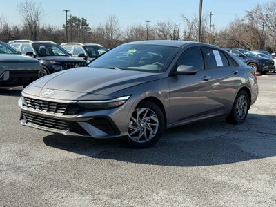 2024 Hyundai ELANTRA SEL ONE OWNER CAR FAX