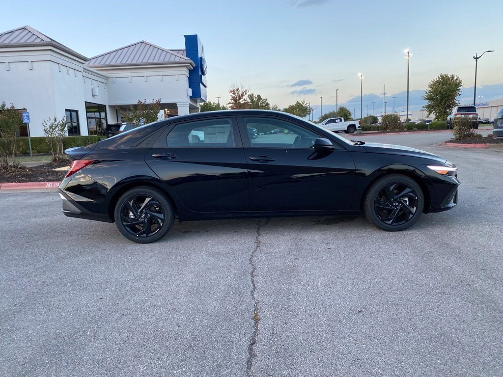 2026 Hyundai ELANTRA SEL Sport Plus
