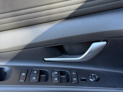 2024 Hyundai ELANTRA Limited - HYUNDAI CPO / CLEAN CARFAX / SUNROOF