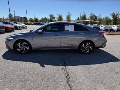 2024 Hyundai ELANTRA Limited - HYUNDAI CPO / CLEAN CARFAX / SUNROOF