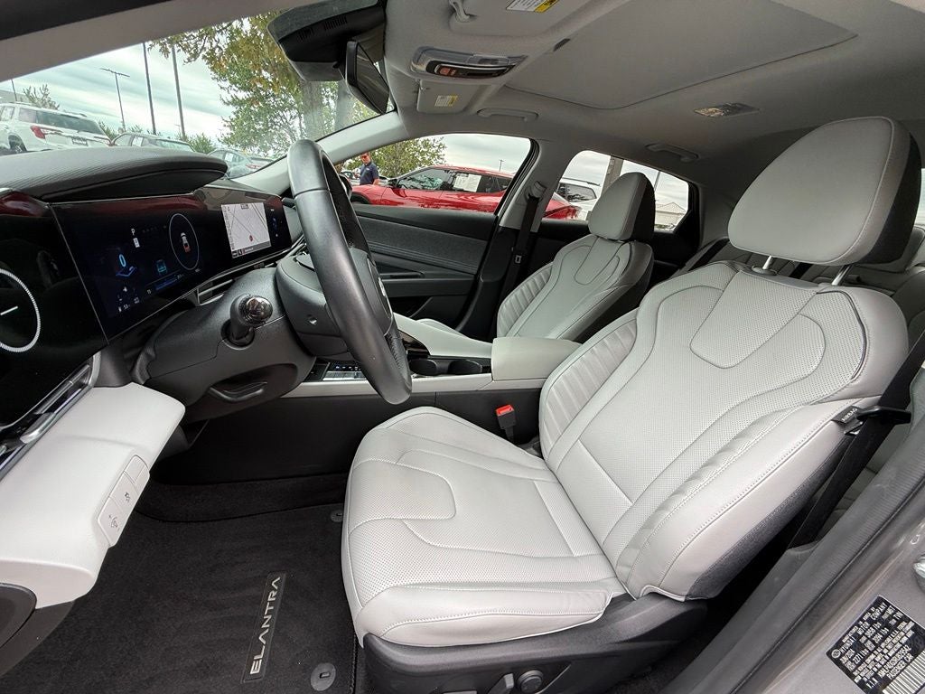 2024 Hyundai ELANTRA Limited