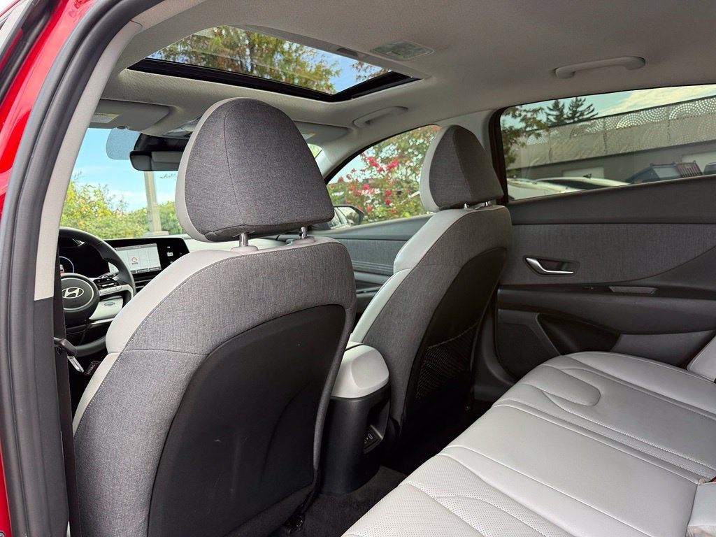 2026 Hyundai ELANTRA Limited - HYUNDAI CPO / CLEAN CARFAX / ONE OWNER