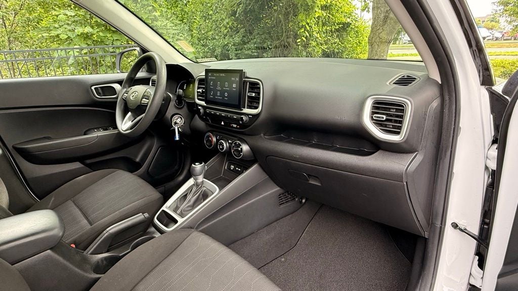2023 Hyundai VENUE SE ONE OWNER CLEAN CARFAX