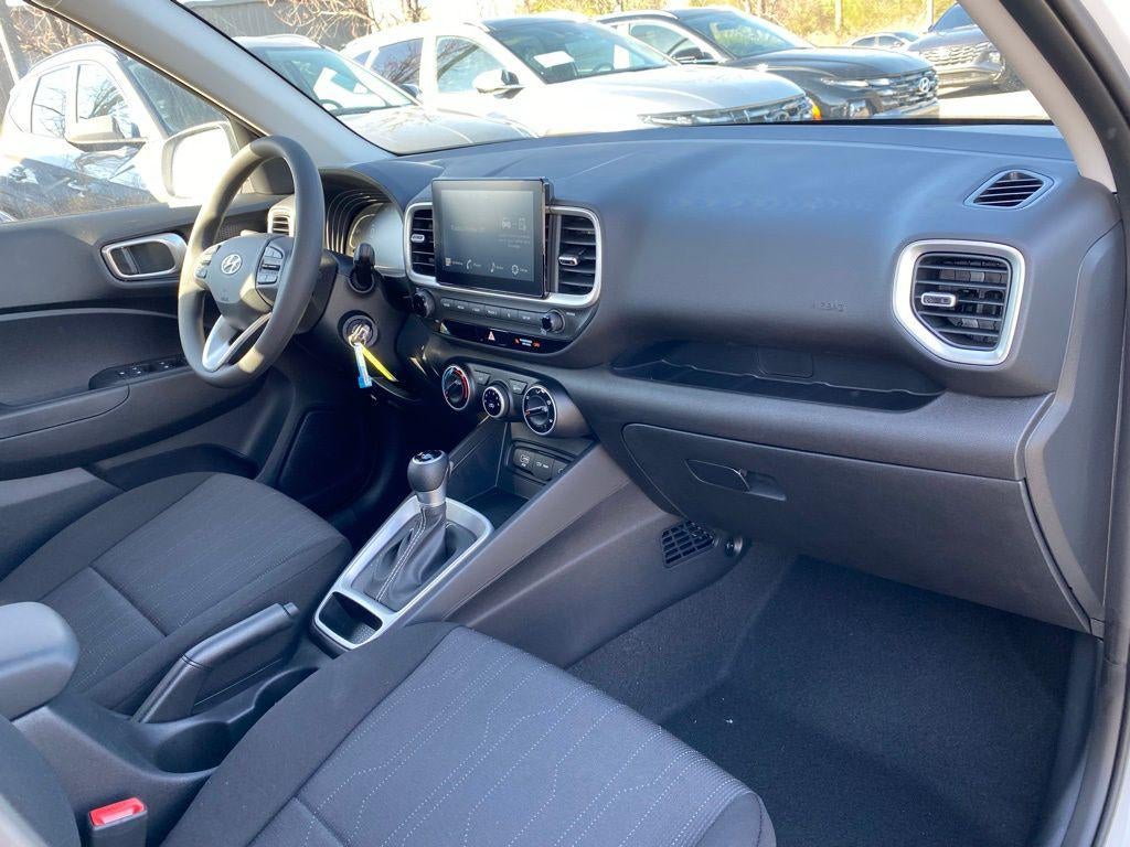 2026 Hyundai VENUE SE