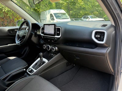 2024 Hyundai VENUE Limited