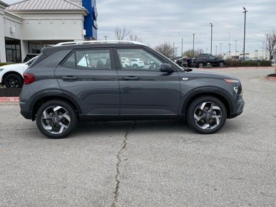 2026 Hyundai VENUE SEL W/Two-Tone Roof