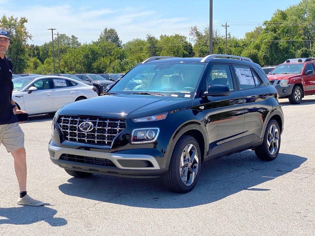 2026 Hyundai VENUE SEL