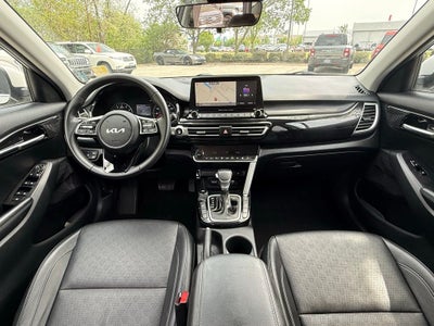 2022 Kia Seltos EX