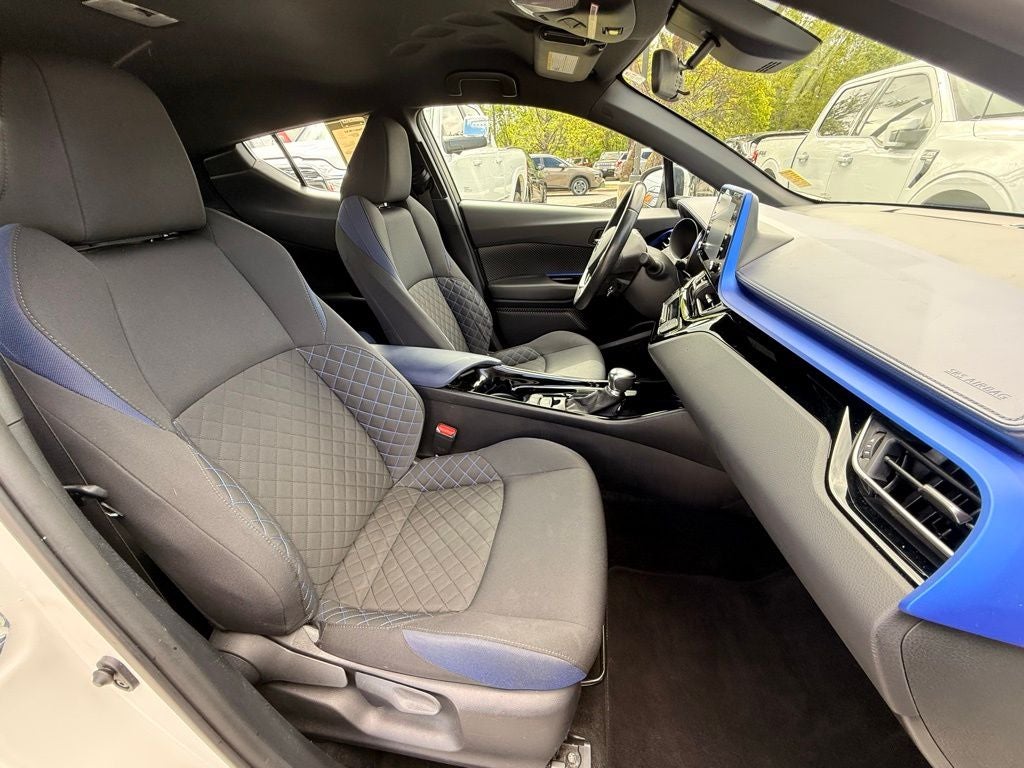 2021 Toyota C-HR XLE