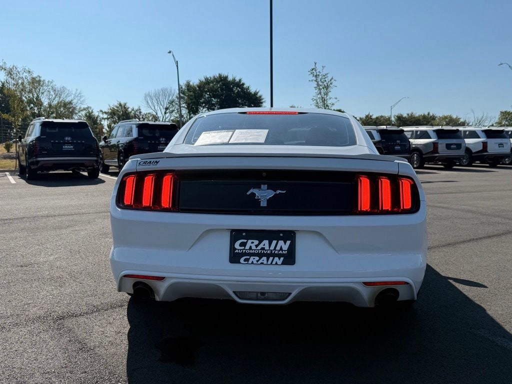 2017 Ford Mustang V6
