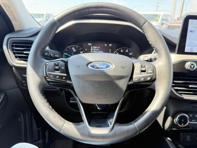 2022 Ford Escape Hybrid SE