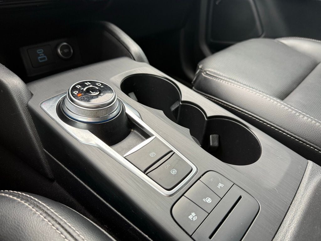 2021 Ford Escape Hybrid Titanium