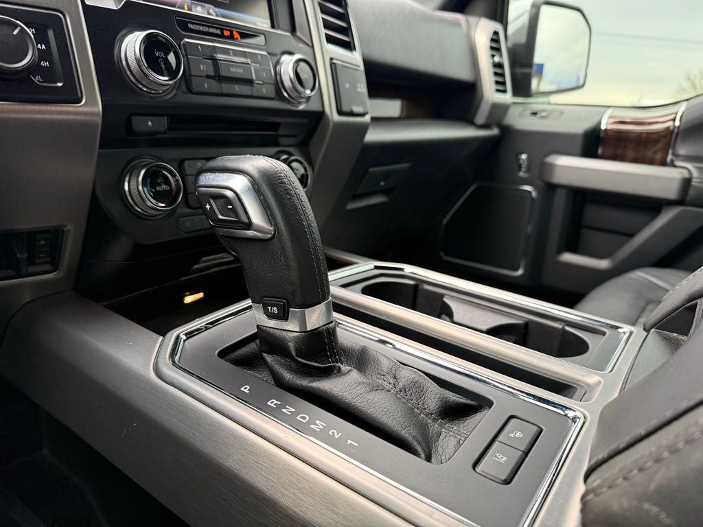 2015 Ford F-150 Platinum