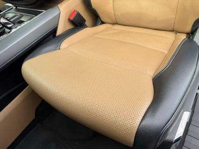 2022 Ford F-150 Lariat EQUIPMENT GROUP 502A